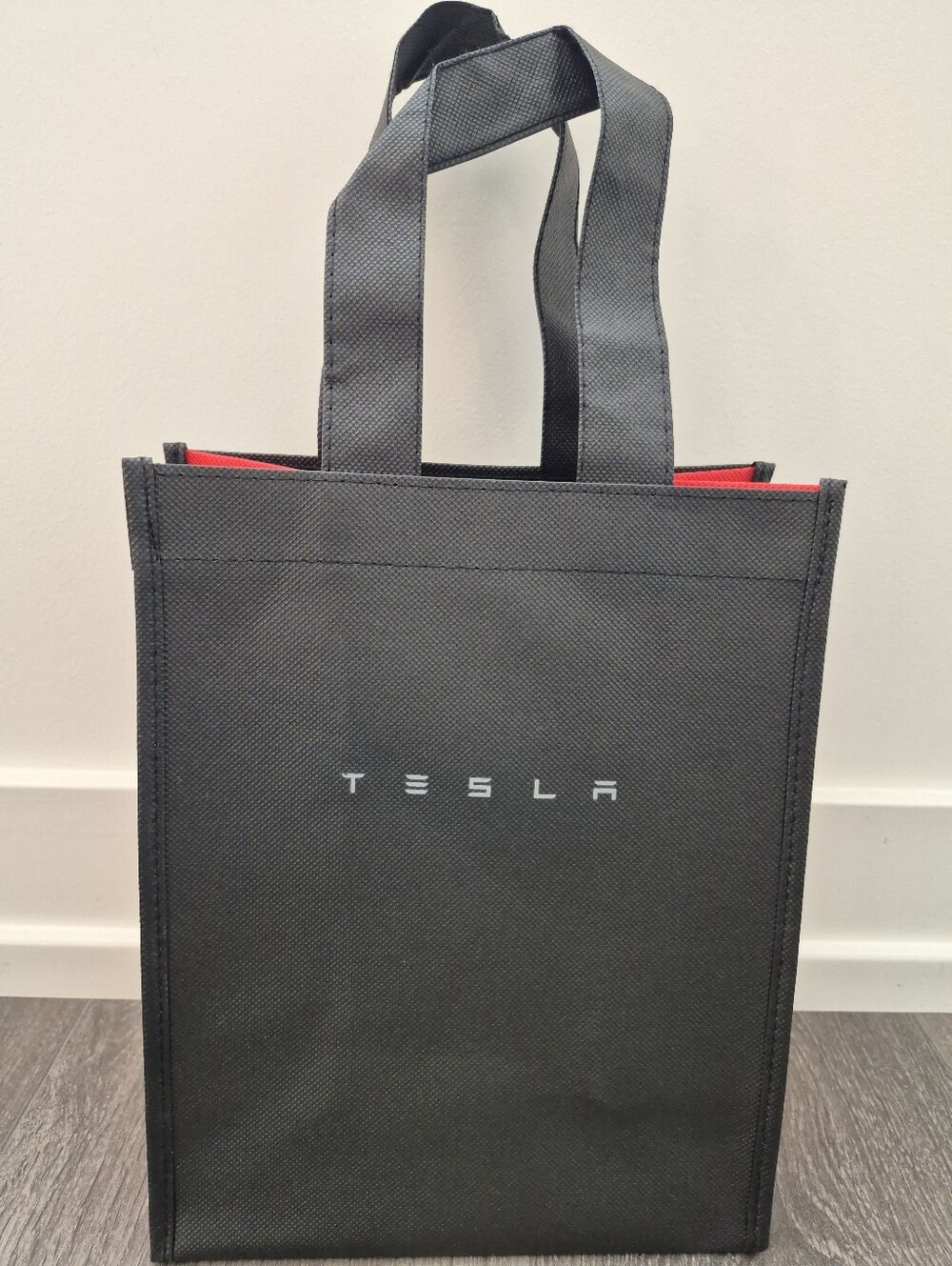 🔴⚫️New Tesla Diner Exclusive BlackRed Tote BagElon Musk Collectible